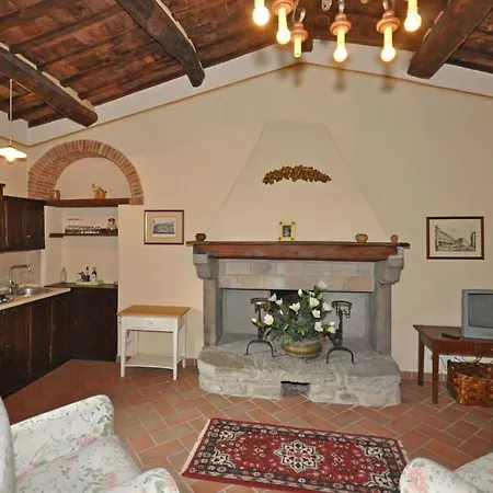 Sleeps 18 Pool Air Con Wifi